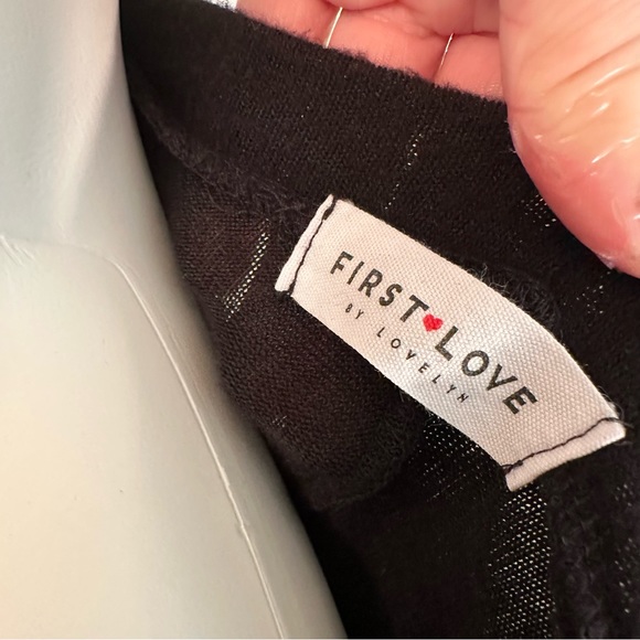 Chic Soul brand. Leopard print. Long sleeve blouse. Size 1X. - Picture 6 of 7